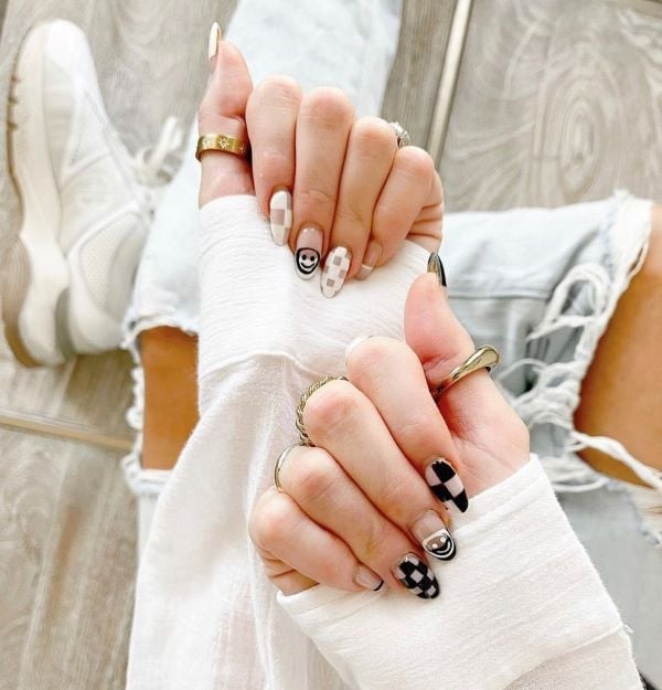 cute autumn nail designs