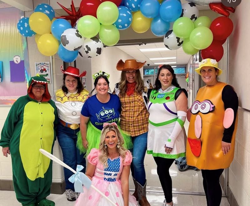toy story teacher group costume idea