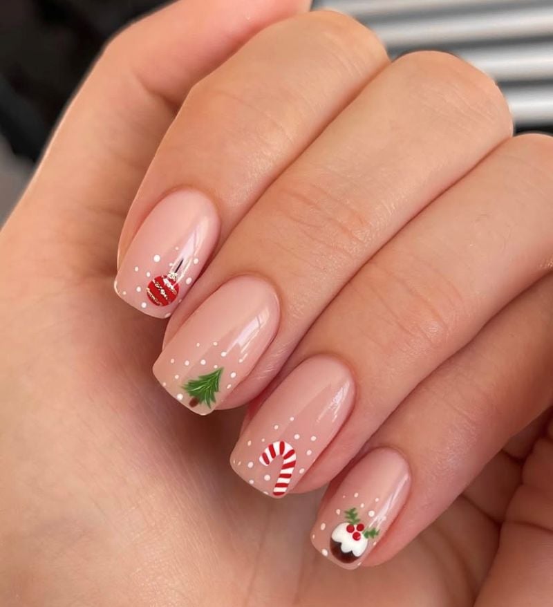 mini Christmas nails