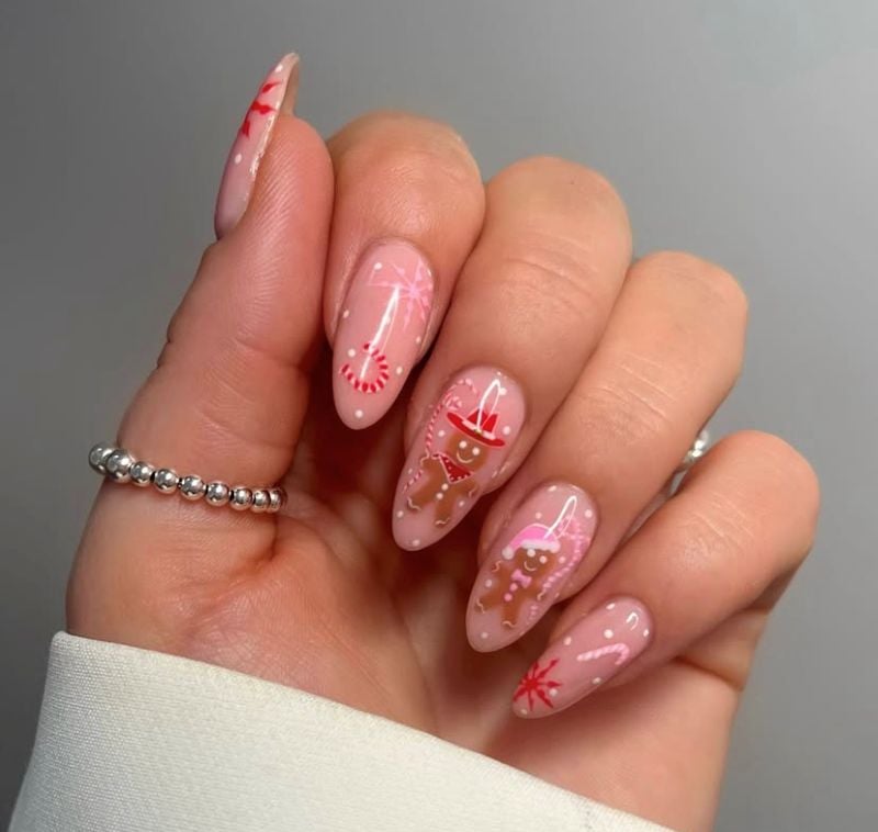 2025 Christmas nails