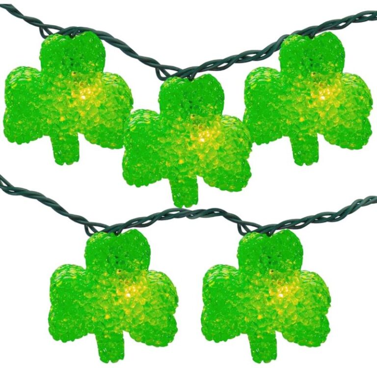 Fun St Patrick’s Day Classroom Decorations for a Lucky Class - Chaylor ...