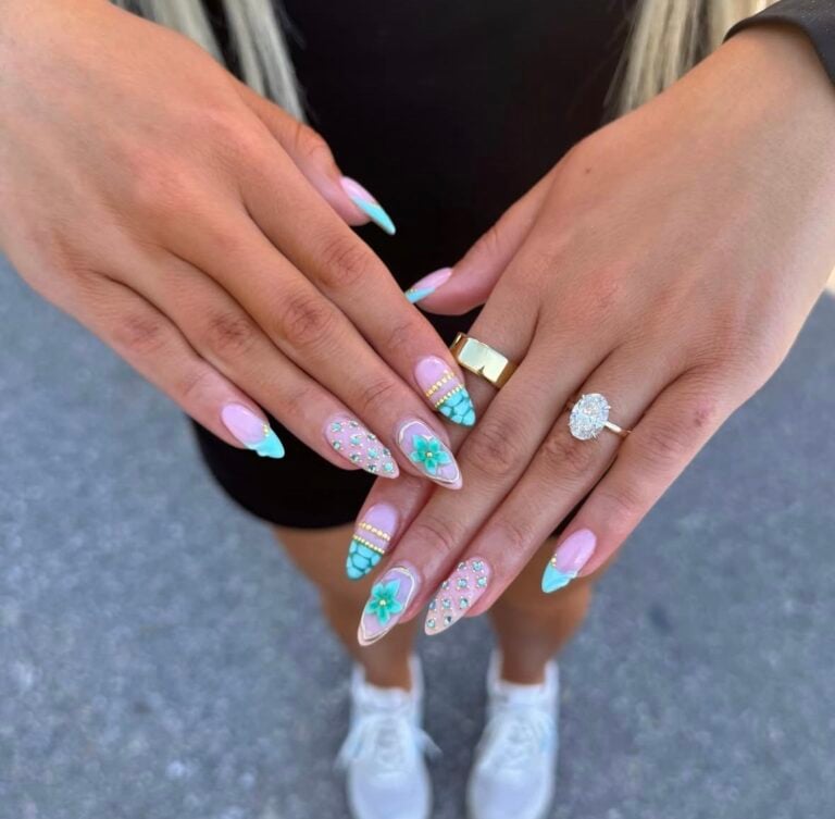 3D spring nails