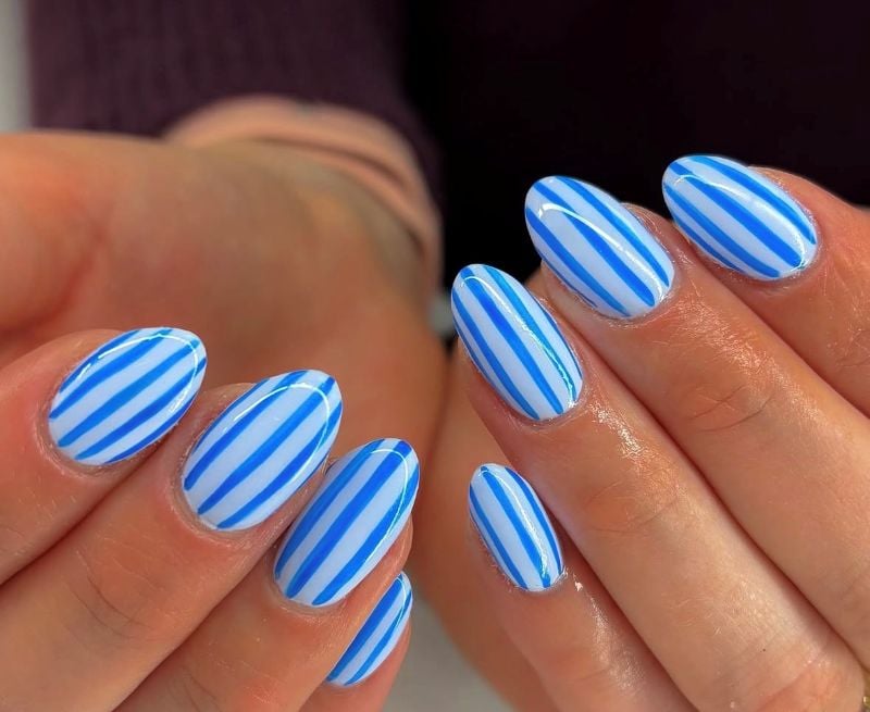 blue stripe nail design