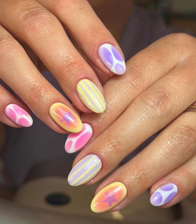 pastel nails